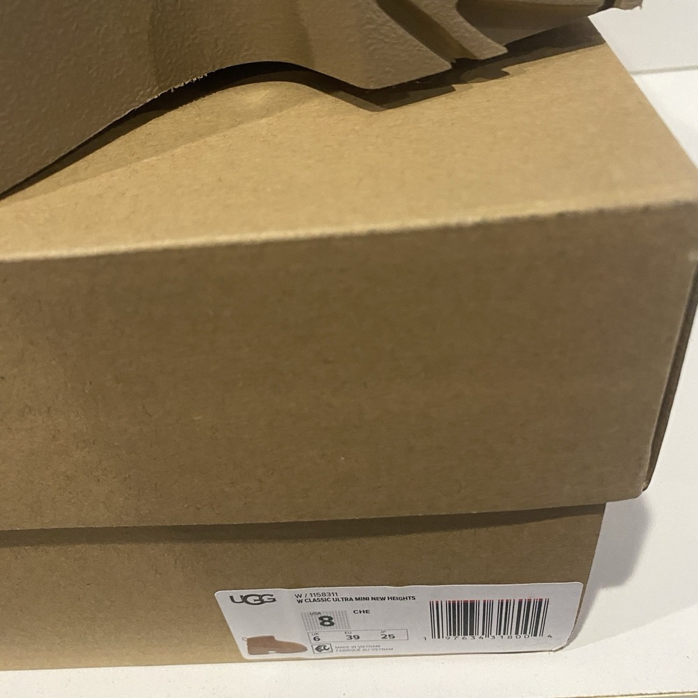 NIB UGG Classic Ultra Mini New Heights Platform Boots, Chestnut, Women's Size 8 - Picture 6 of 6